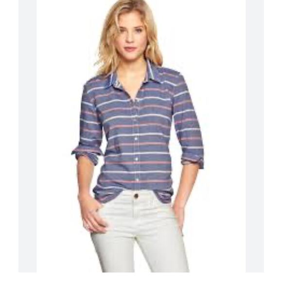 GAP Womans Fitted Boyfriend Striped Button Up Shirt Size Medium - Picture 1 of 4
